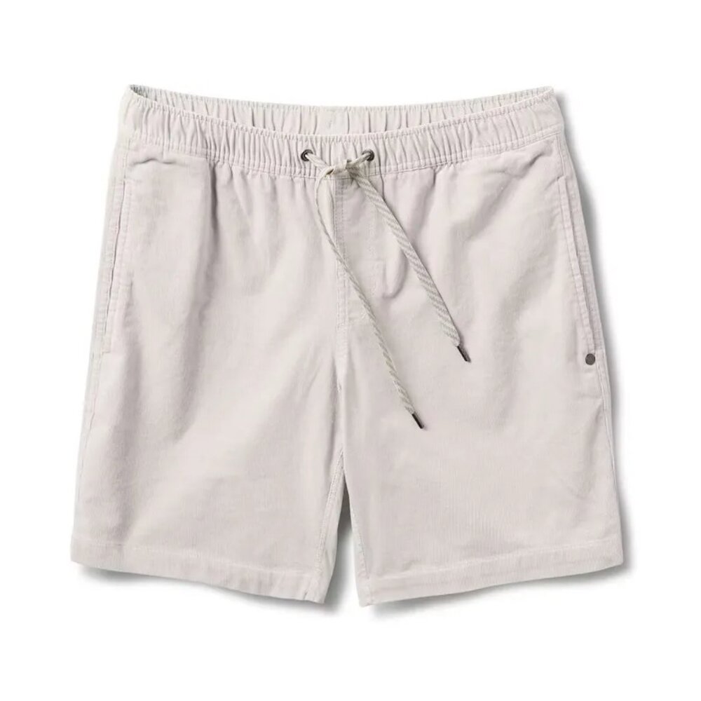 Vuori White Optimist Short Medium